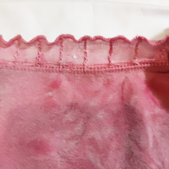 Sevengate pink vneck top - Picture 6 of 6